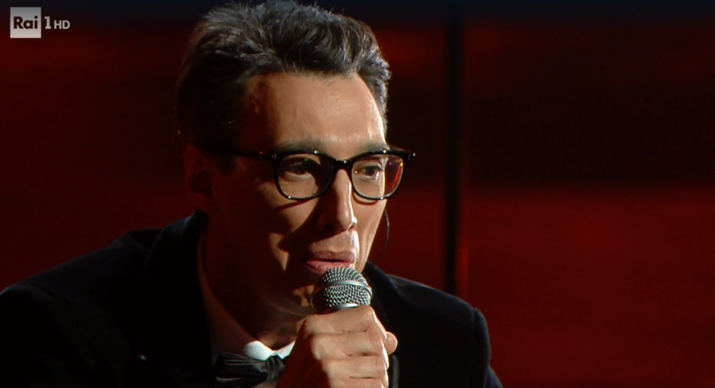 PAOLO JANNACCI canta 'Voglio parlarti adesso' nella finale di Sanremo 2020