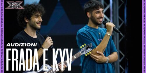 X Factor 2020 – Frada e Kyv cantano ‘Felpa blu’ e ‘Merchandise’ alle Audizioni
