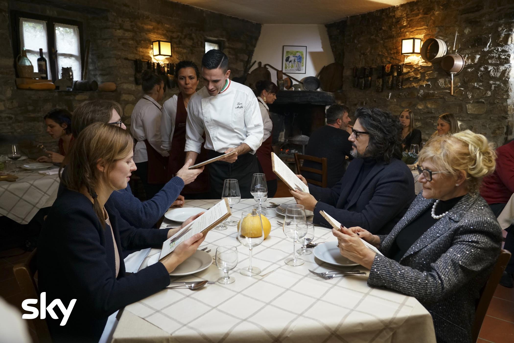 Alessandro Borghese 4 Ristoranti 6 - Decima Puntata a Lunigiana [credit: Sky]