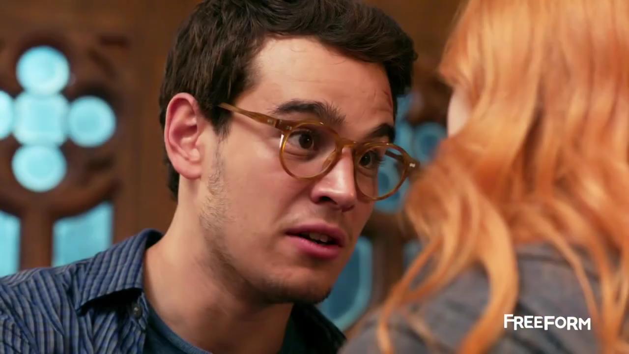 Shadowhunters 1x02 - Trailer The Descent Into Hell Is Easy