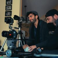 1×01 – Episodio 1 – Beyond the Clouds