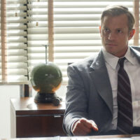 Joel Kinnaman in ‘For All Mankind’ 2×03