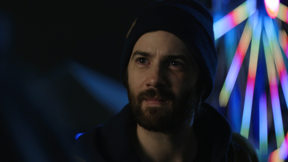 Jim Sturgess in Home Before Dark 1x04 'The Bird, Man' [tag: Jim Sturgess] [credit: courtesy of Apple TV Plus]