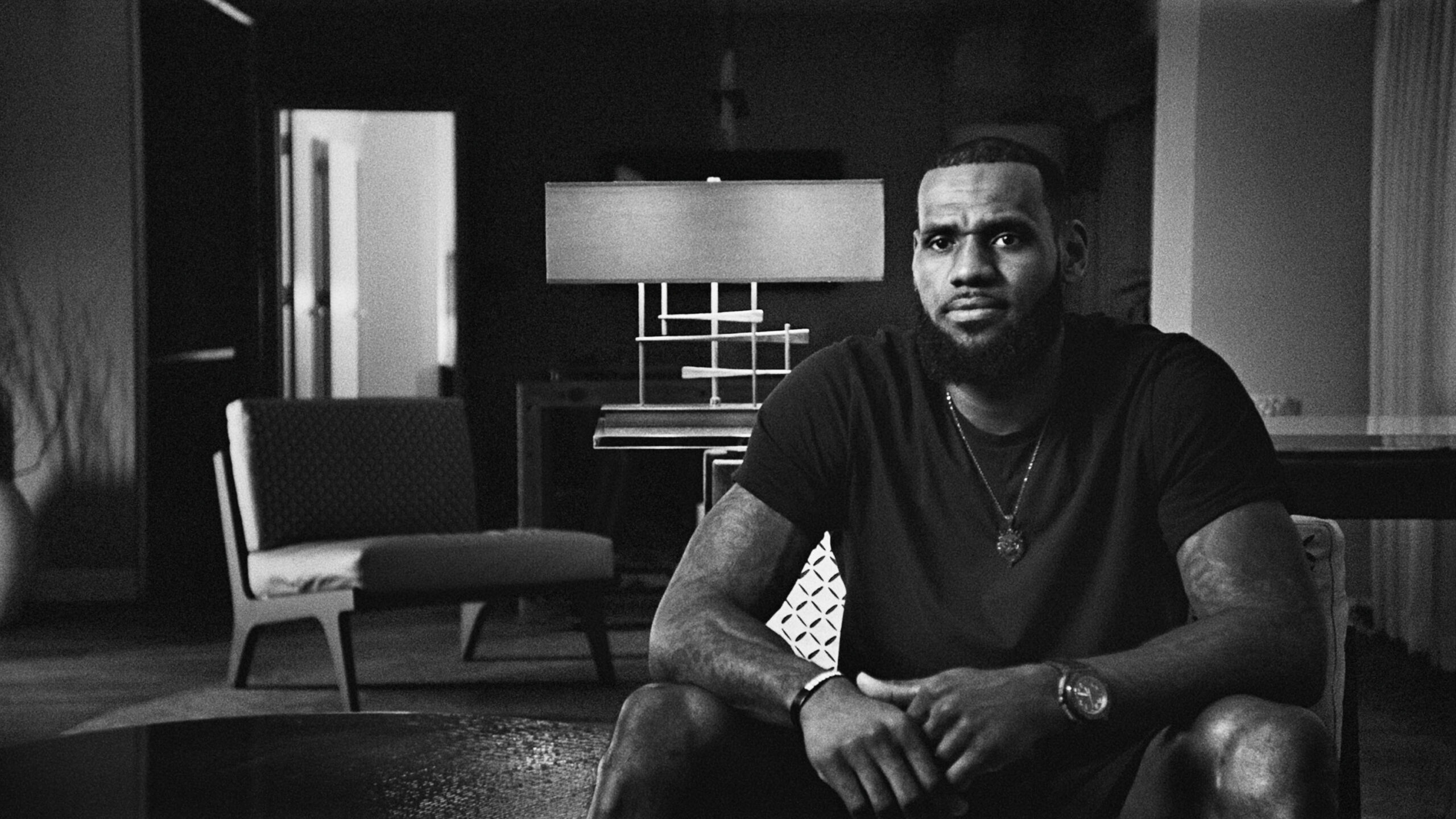 LeBron James in Il codice dei campioni 1x01 [tag: LeBron James] [credit: courtesy of Apple TV Plus]