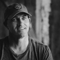 Kelly Slater in Il codice dei campioni 1×07