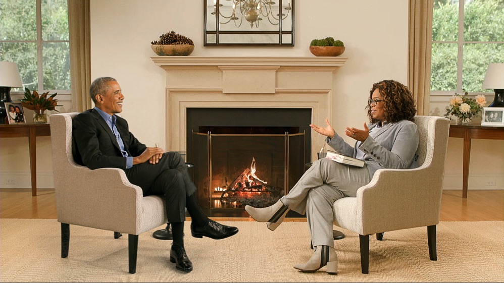 The Oprah Conversation 1x11 - Barack Obama [tag: Barack Obama, Oprah Winfrey] [credit: courtesy of Apple TV Plus]