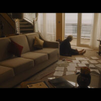 Frame da ‘Lasciali Parlare’ di Steven Soderbergh con direttore della fotografia Peter Andrews