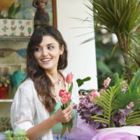 Eda Yildiz (Hande Erçel) in Love Is In The Air 1×04 (ITA)