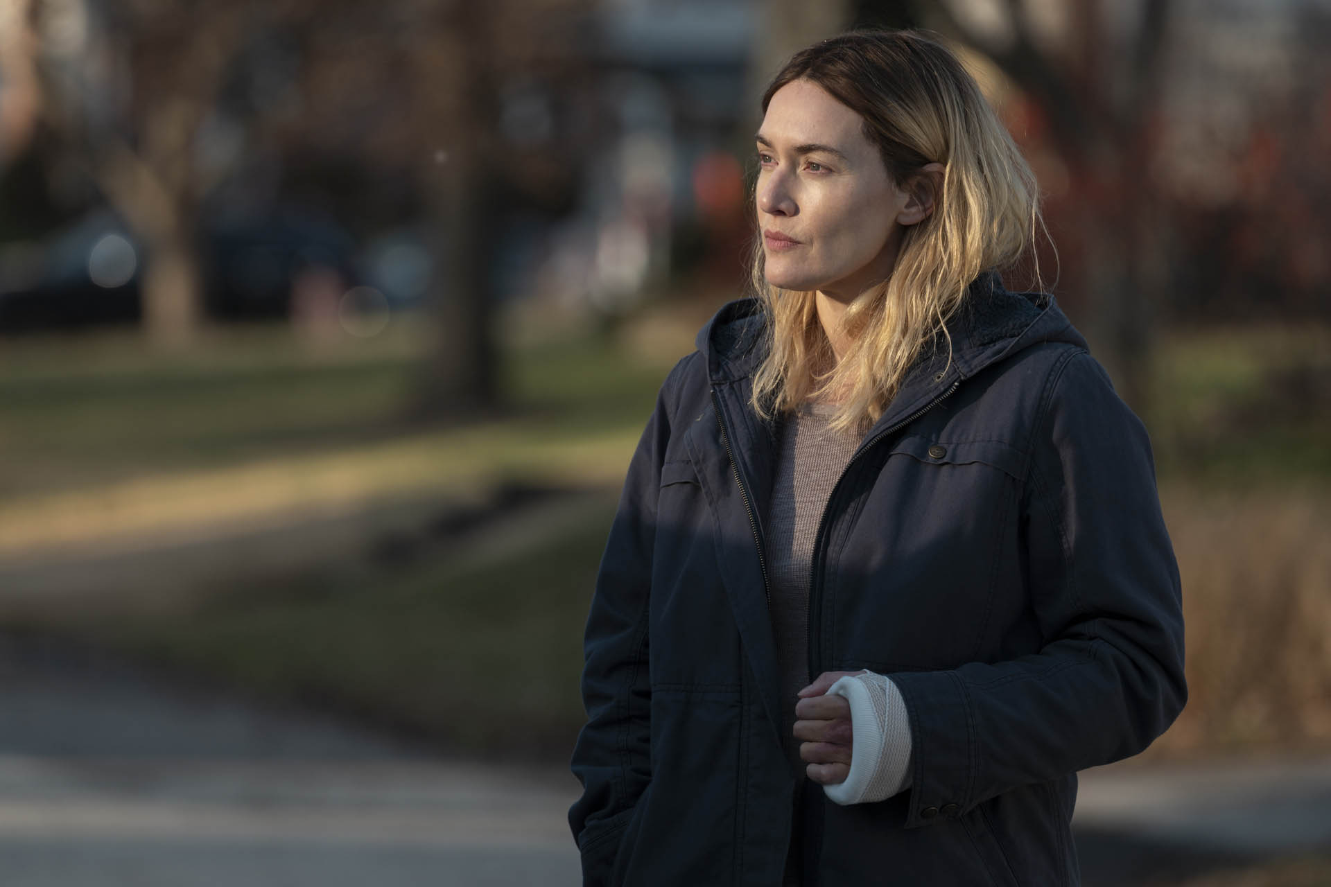 Omicidio a Easttown 1x06 'Sore Must Be the Storm' [tag: Kate Winslet] [credit: foto di Michele K. Short/HBO; courtesy of WarnerMedia]