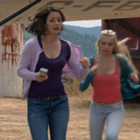 Emmanuelle Vaugier As Bethany in Uno stalker dal passato