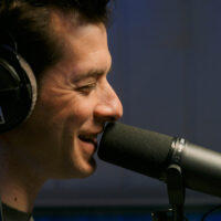 Mark Ronson in Watch the Sound with Mark Ronson 1×01