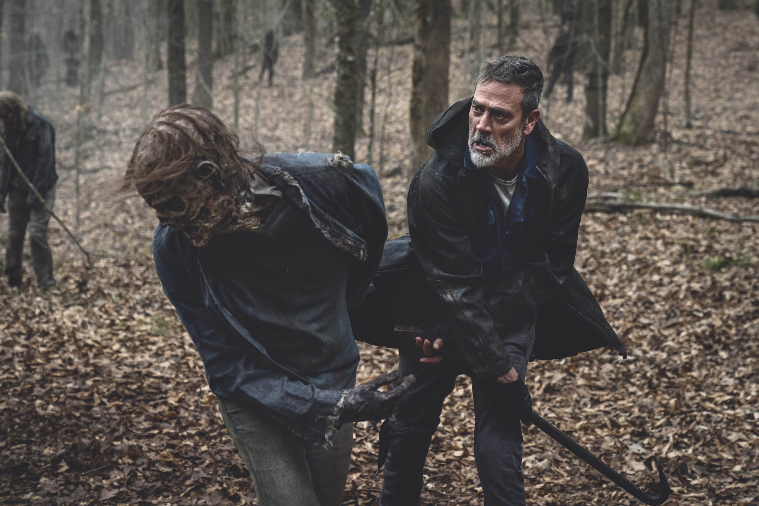 Jeffrey Dean Morgan come Negan in The Walking Dead Stagione 11 [credit: Josh Stringer/AMC; courtesy of Disney Italia]