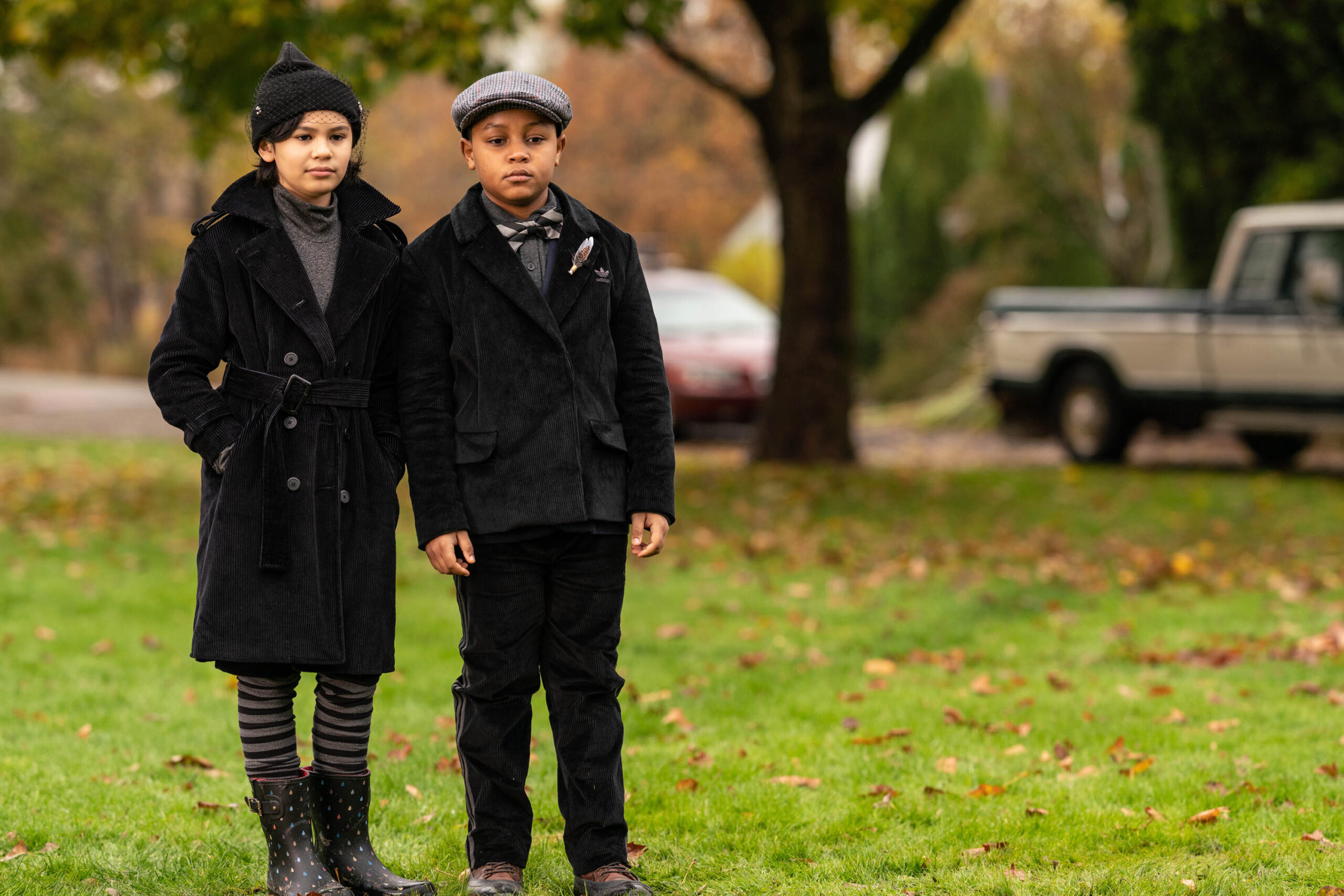 Jibrail Nantambu e Deric McCabe in Home Before Dark 2x07 [tag: Jibrail Nantambu, Deric McCabe] [credit: foto di Ed Araquel; Copyright Apple. All rights reserved; courtesy of Apple]