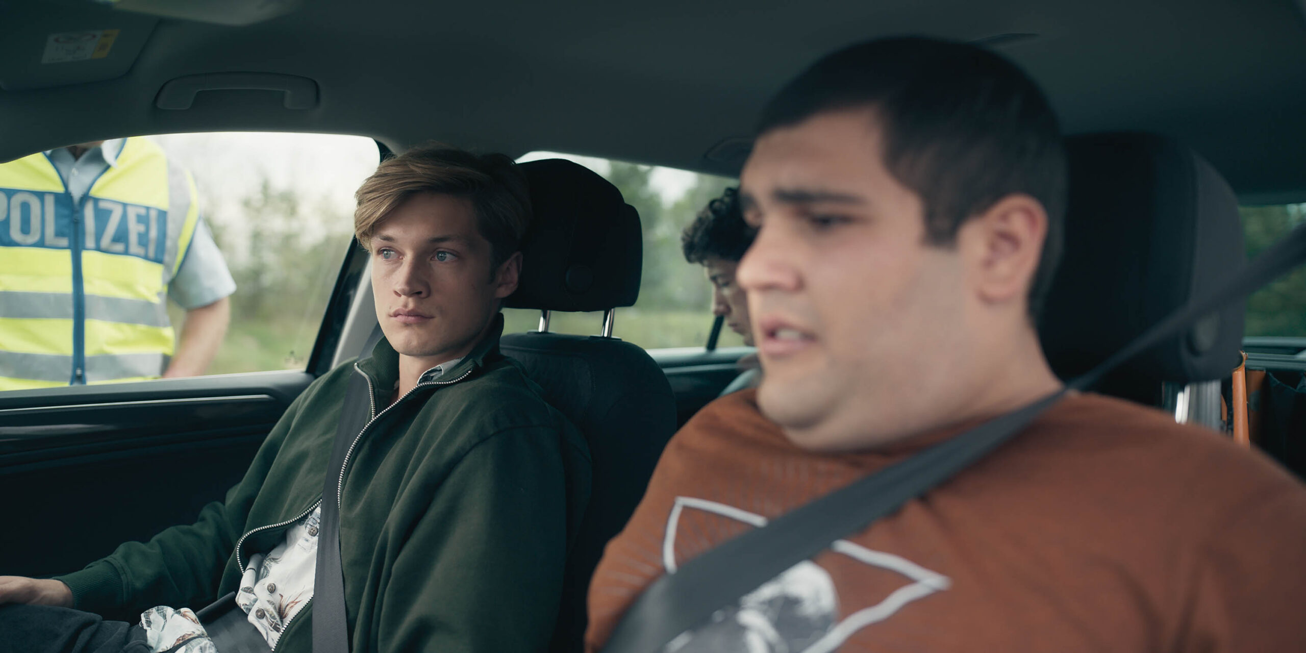 Come vendere droga online (in fretta) 3x04 - [credit: courtesy of Netflix]