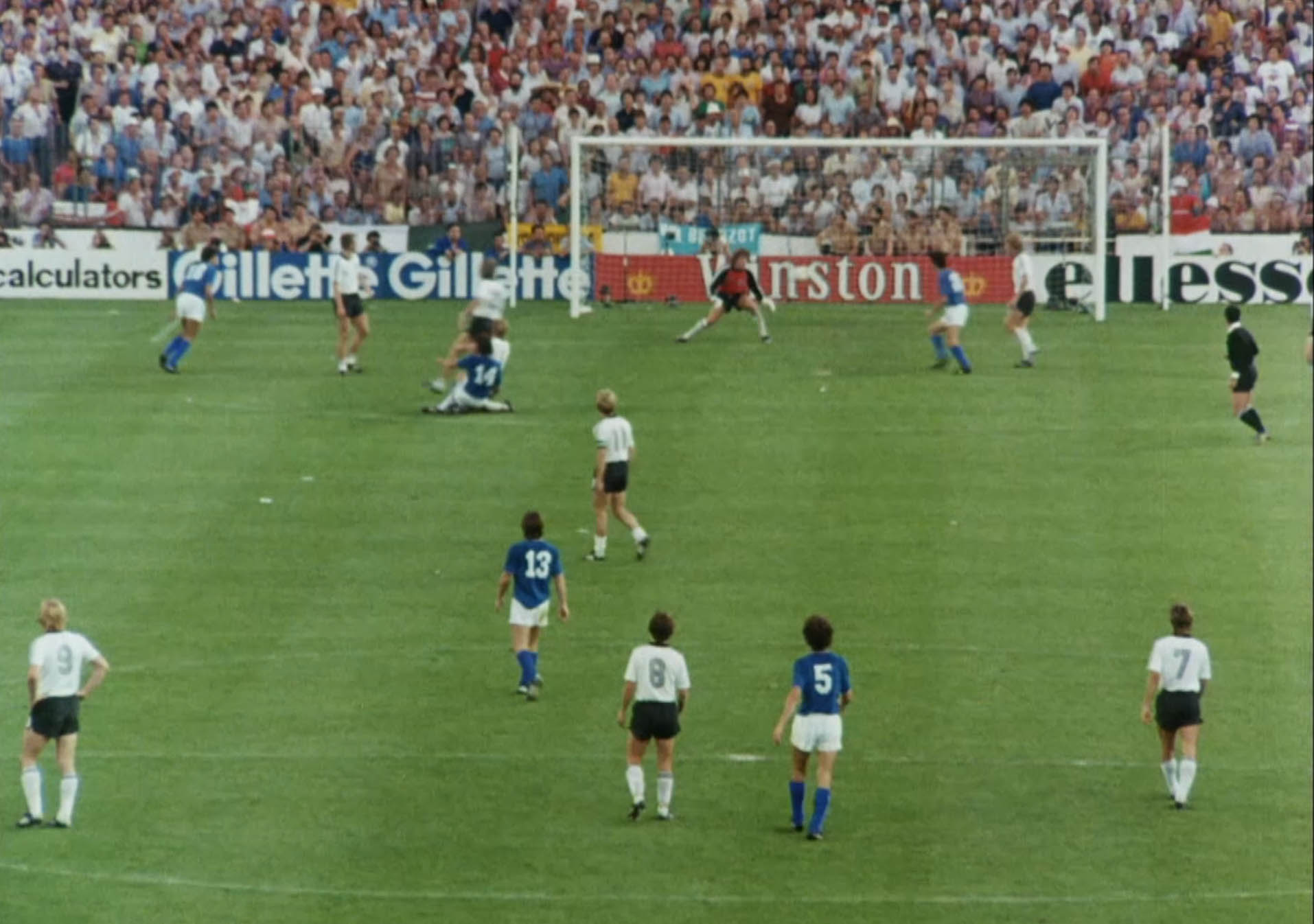 Paolo Rossi - Un campione è un sognatore che non si arrende mai [credit: courtesy of Sky]