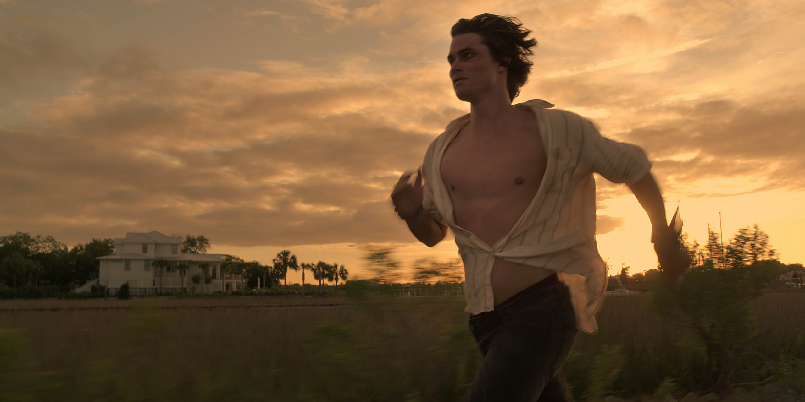 Outer Banks 1x02 [credit: courtesy of Netflix]