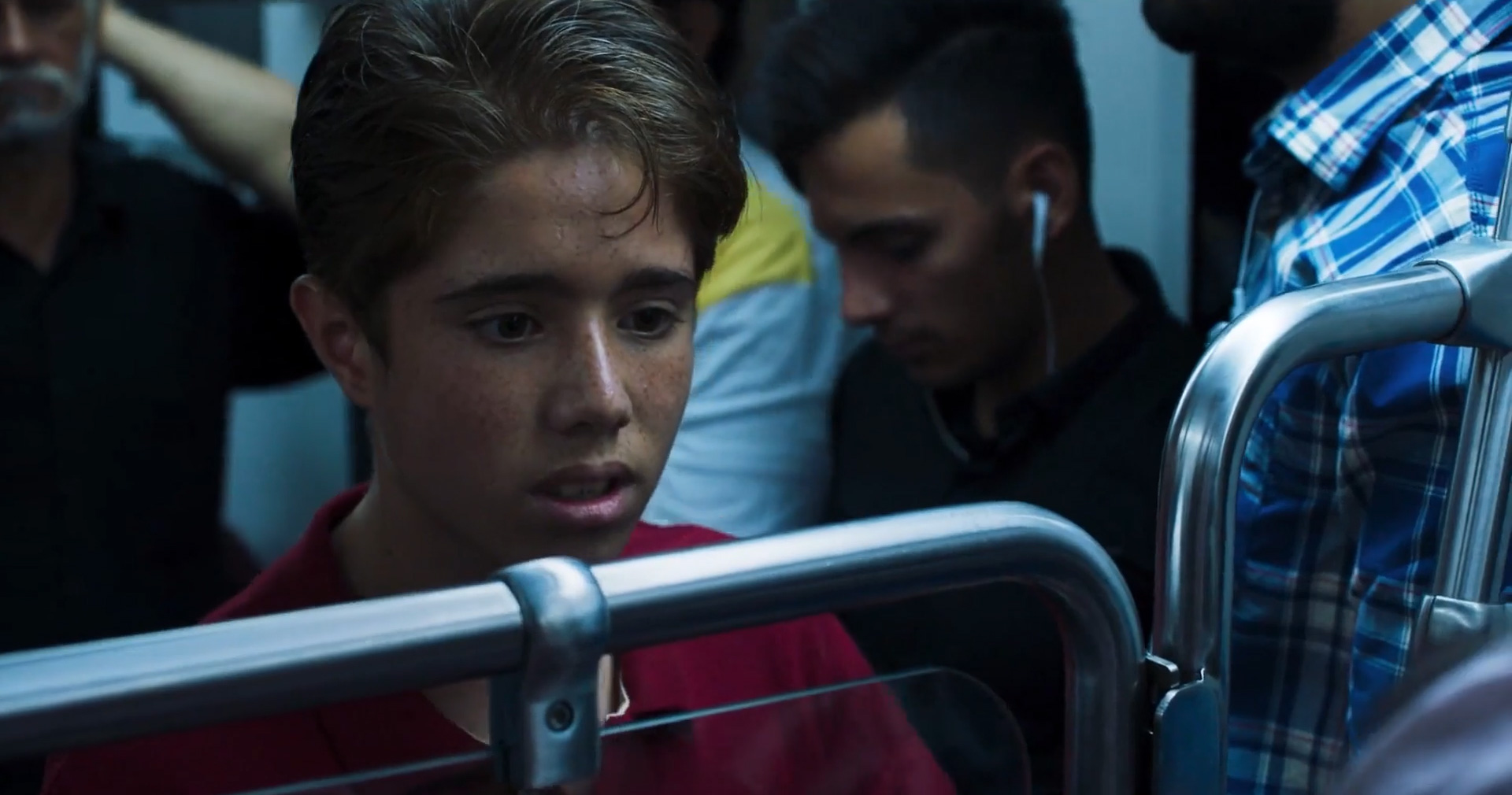 Il Fermaglio: Clip dal film Figli del Sole di Majid Majidi