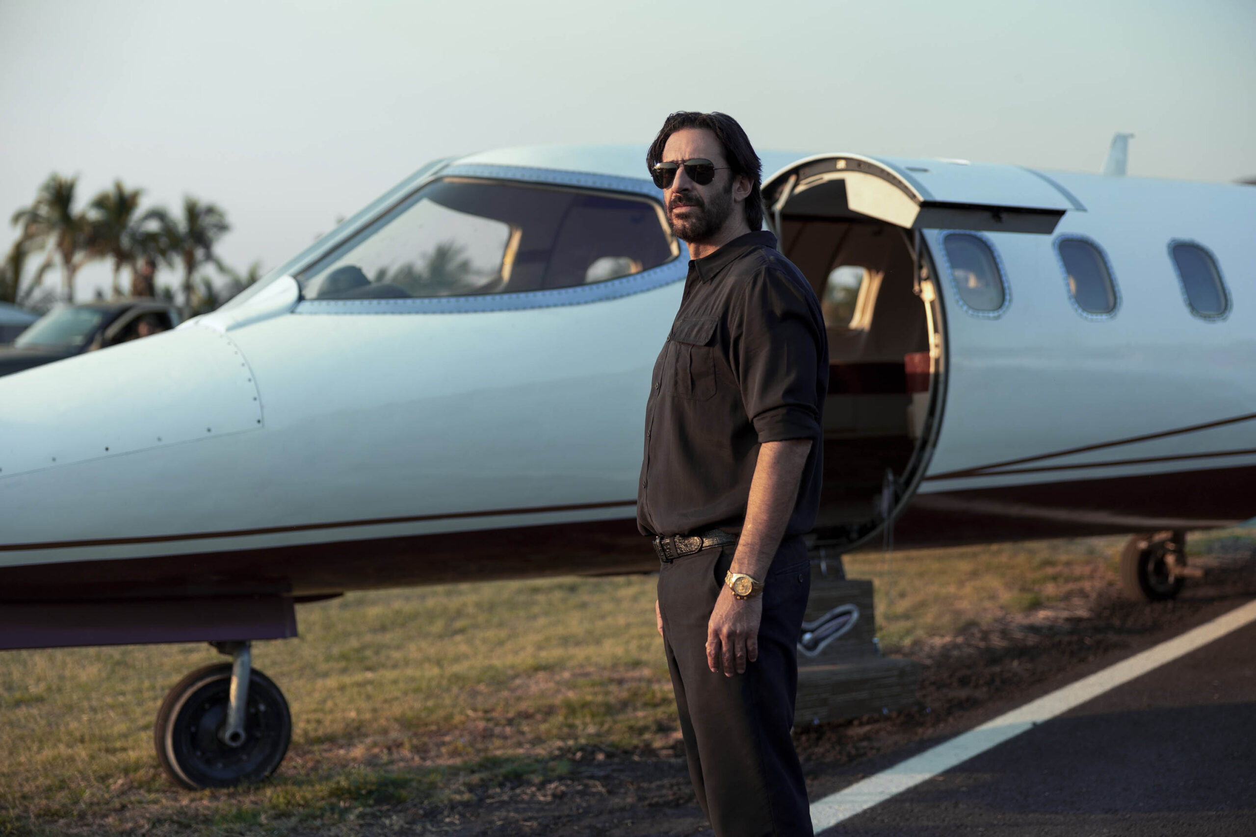 José María Yazpik come Amado Carillo Fuentes in Narcos Mexico 3x10 [credit: Juan Rosas/Netflix; courtesy of Netflix Copyright 2021]