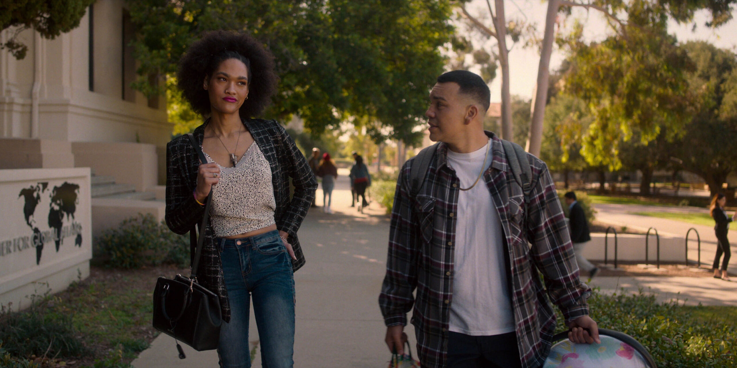 Gentefied 2x03 [credit: Copyright 2021 Netflix, Inc.; courtesy of Netflix]