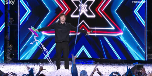 X Factor 2021 – Finale: Baltimora ha vinto, secondo gIANMARIA. Ospiti Coldplay e Maneskin