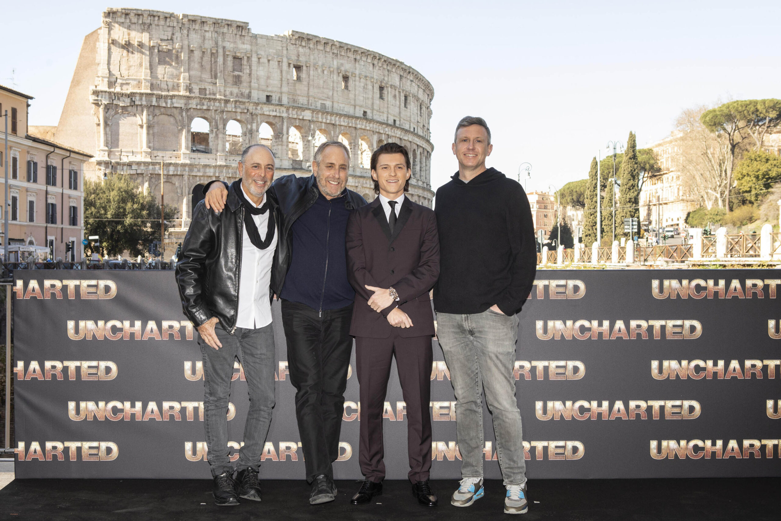 Alex Gartner, Charles Roven, Tom Holland, Ruben Fleischer al Rome Photocall del film 'Uncharted' [credit: Luca Dammicco; courtesy of Ufficio Stampa film]