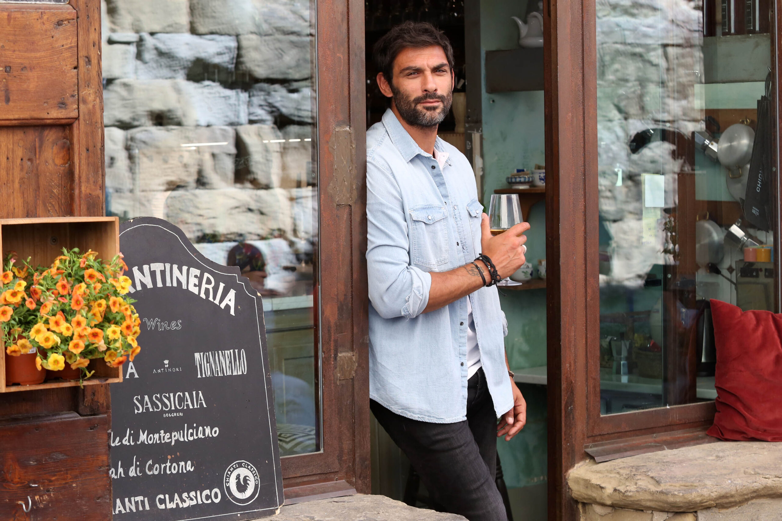 Francesco Arca come Cosimo in 'Fosca Innocenti' [credit: foto di Cristina Di Paolo Antonio; courtesy of Mediaset]