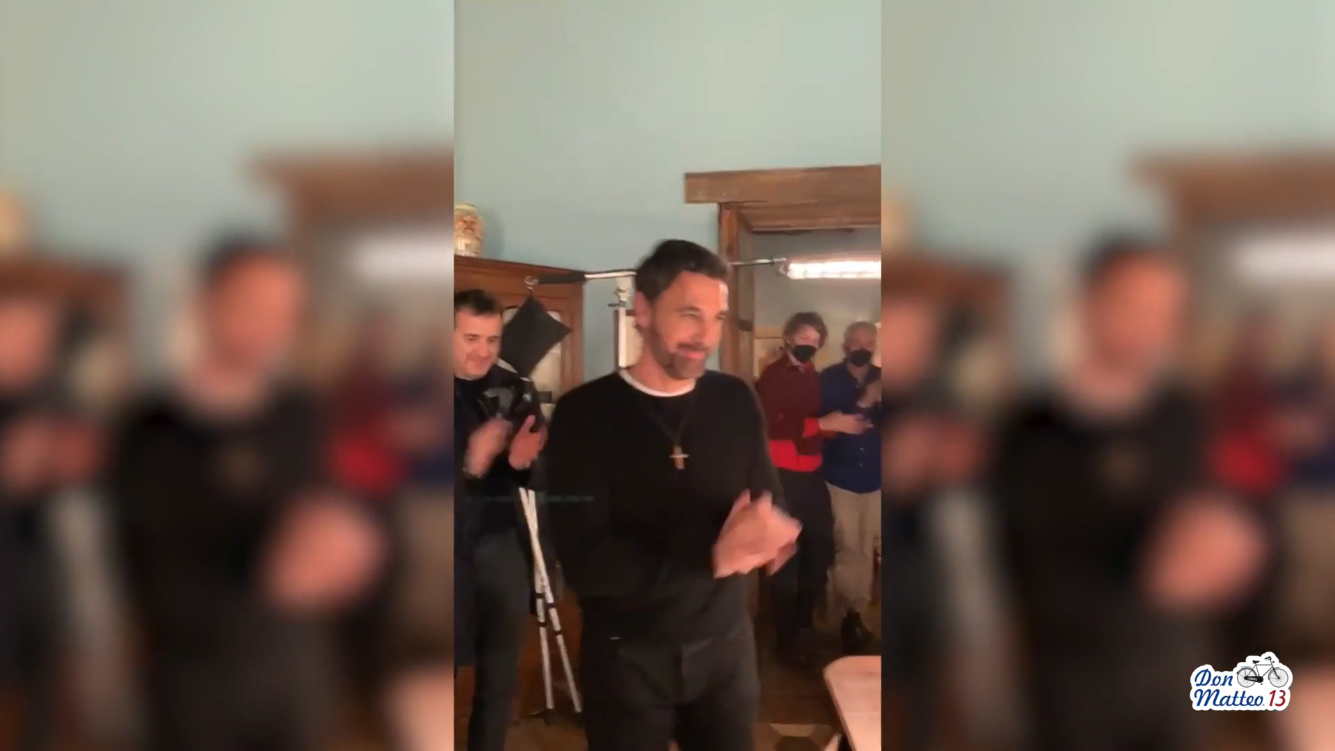 Don Matteo 13, ultimo giorno di riprese per Raoul Bova sul set