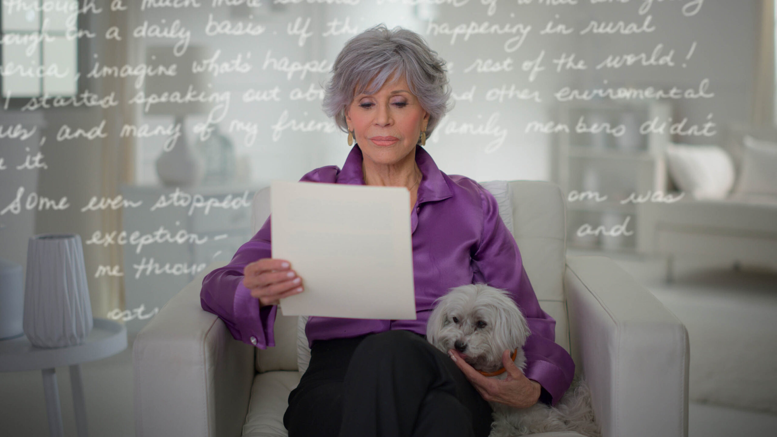Jane Fonda in Dear... 2x05 [tag: Jane Fonda] [credit: courtesy of Apple]