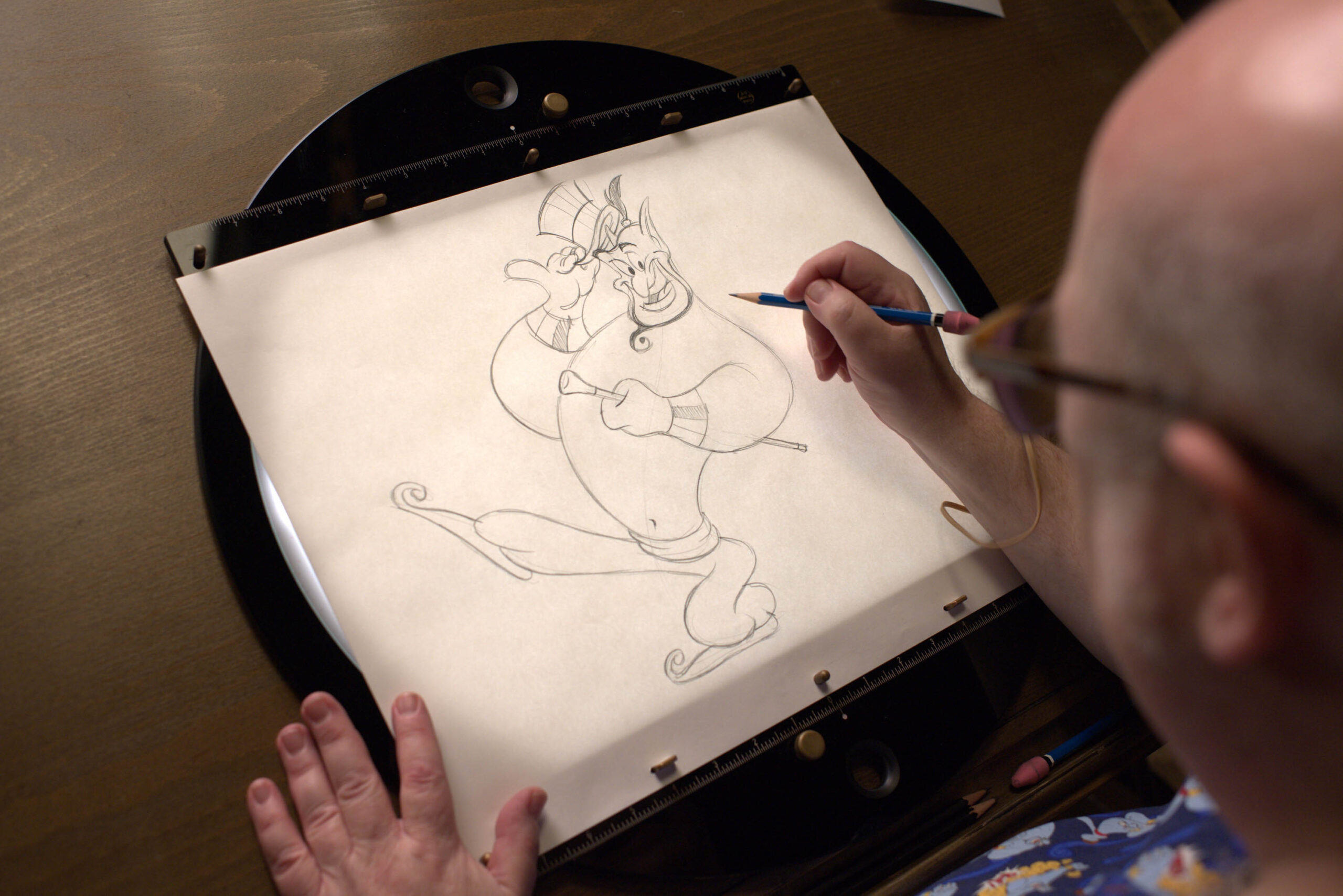 L'animatore Eric Goldberg disegna 'Il Genio' di Aladdin per Sketchbook - Come nasce un disegno [credit: courtesy of Disney Italia]
