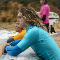 Kai Lewins come Ari Gibson in Surviving Summer – Un’estate travolgente 1×06