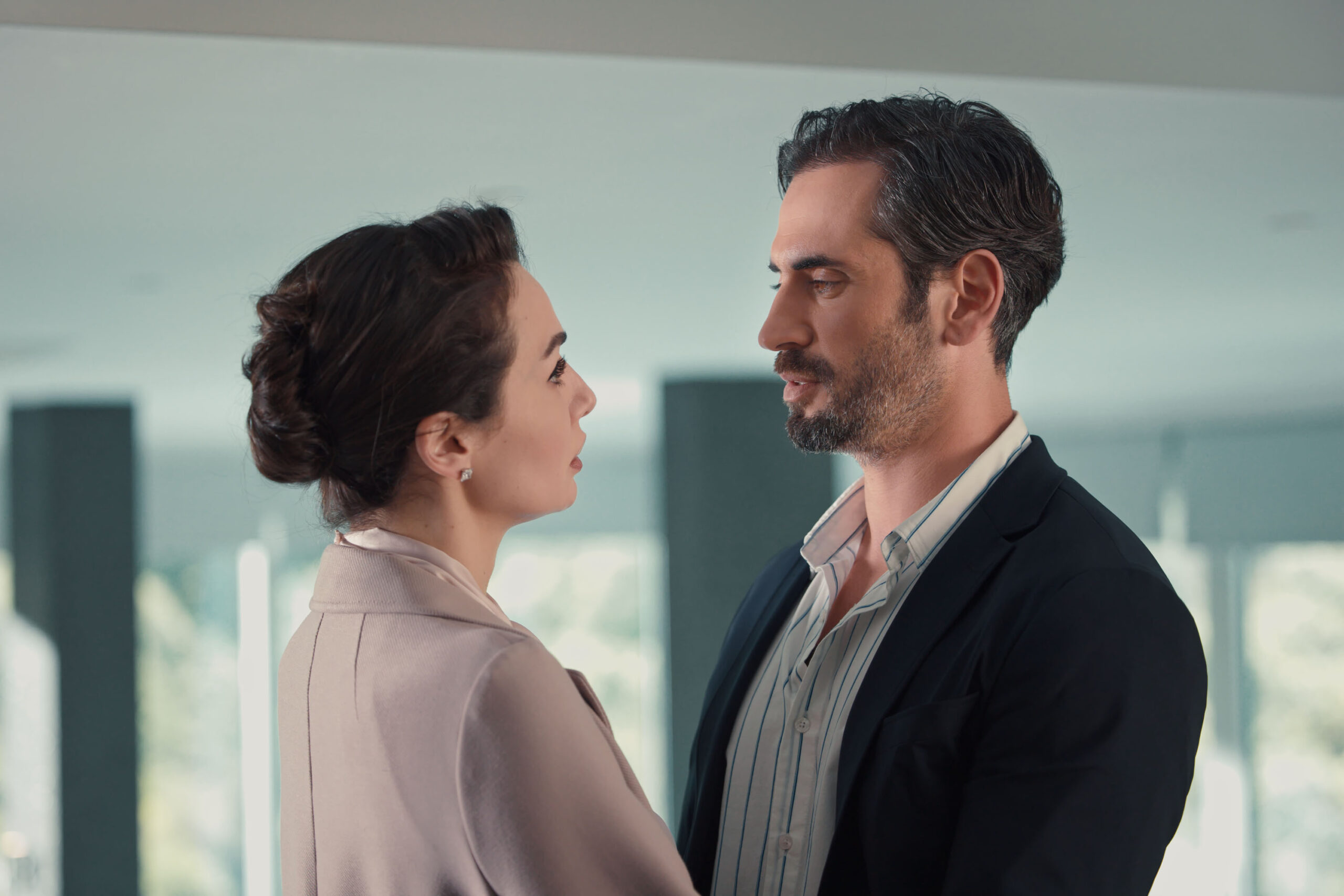 Ambizione 1x04 - Foto dal set [credit: courtesy of Netflix]