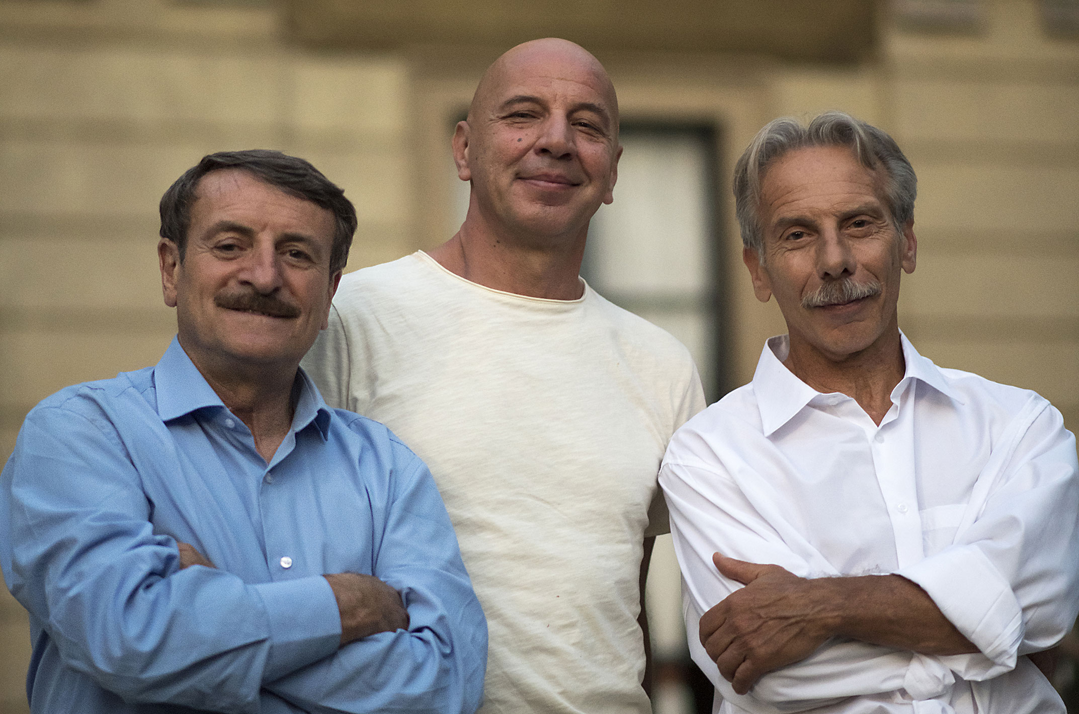 Aldo, Giovanni e Giacomo sul set di una nuova commedia che uscirà per Natale 2022 [credit: Aliocha Merker]