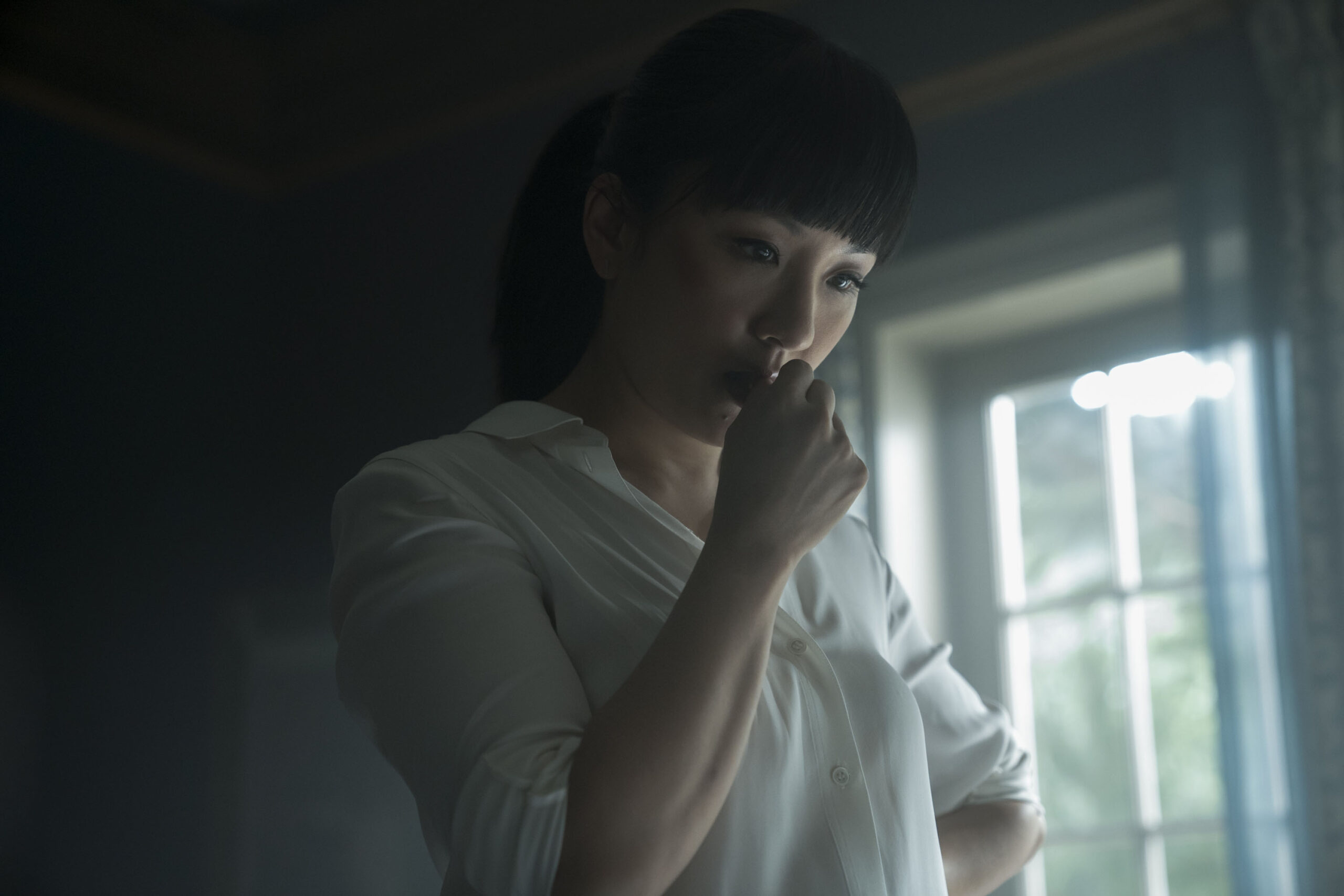 Constance Wu come Katie Buranek in Terminal List 1x08 [credit: Copyright Amazon Studios; courtesy of Prime Video]