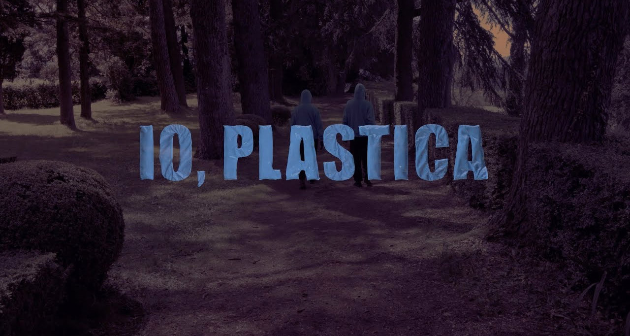 Io, Plastica - teaser del corto ambientalista di Gualtiero Serafini
