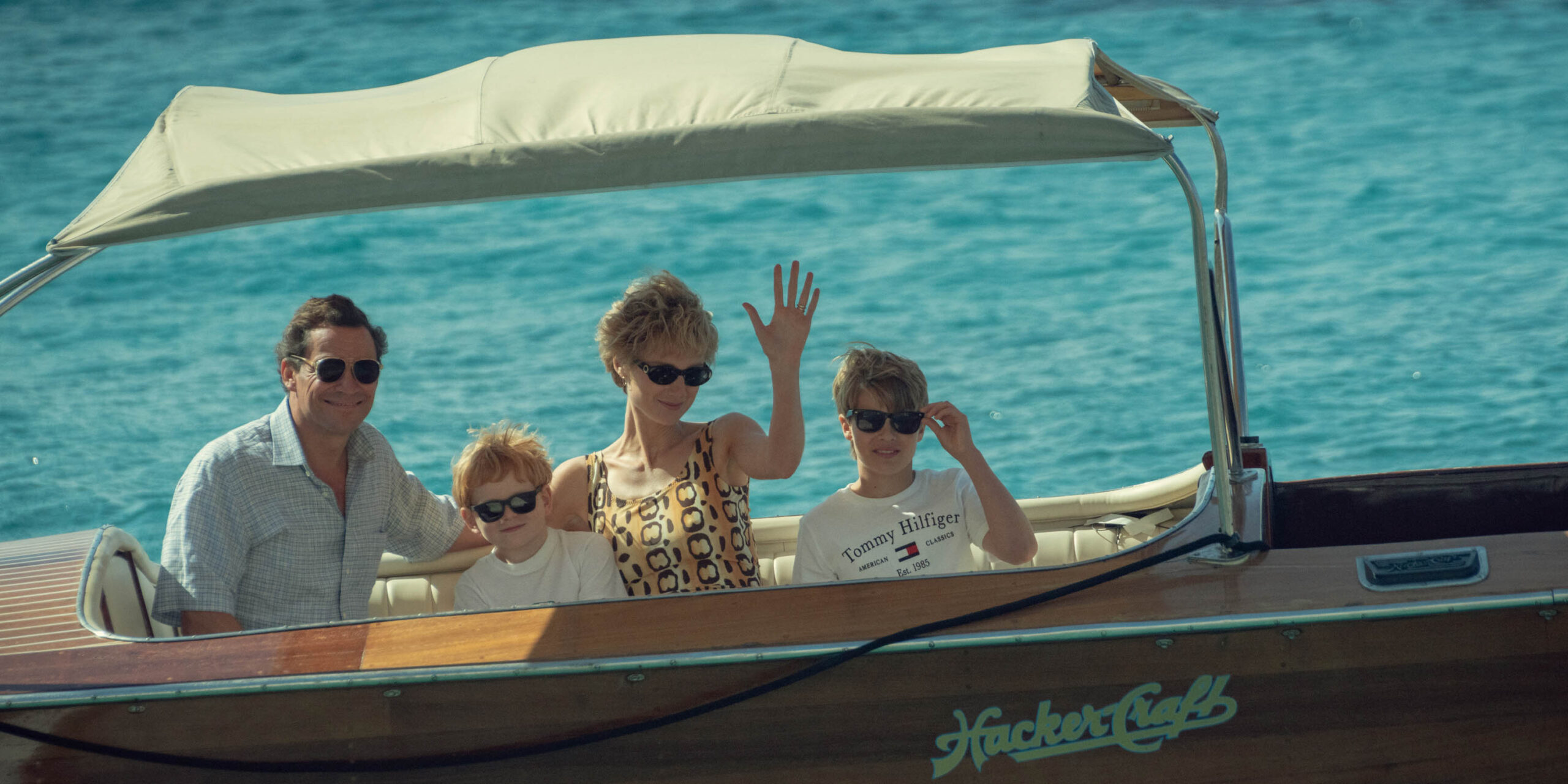 Dominic West, Teddy Hawley, Elizabeth Debicki e Timothee Sambor in The Crown - stagione 5 [credit: Keith Bernstein/Netflix]