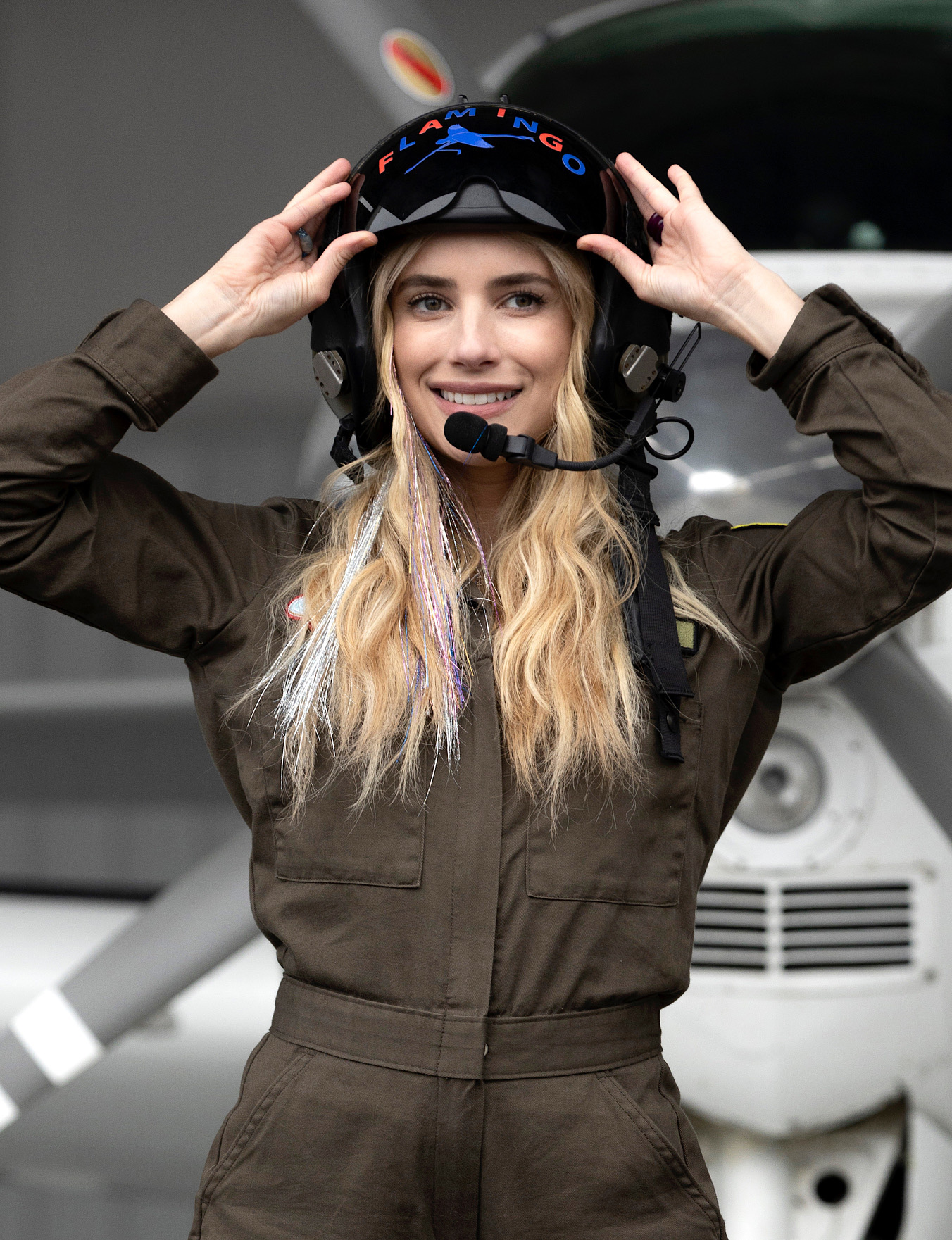 Emma Roberts nella prima immagine ufficiale da 'Space Cadet' [credit: courtesy of Prime Video]