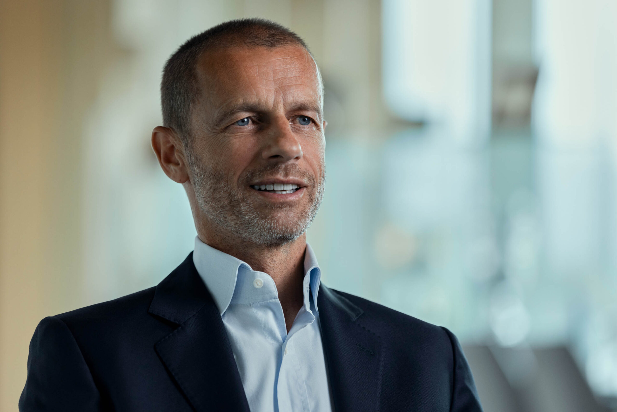 Super League: The War for Football 1x01 [credit: courtesy of Apple]