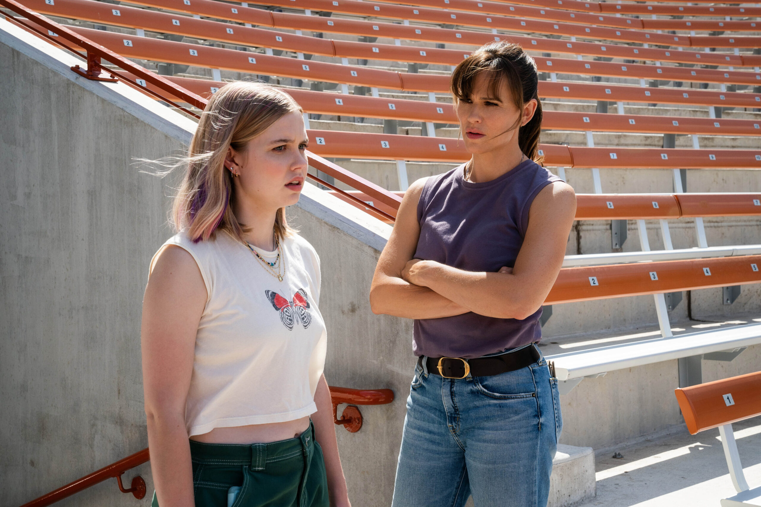 Jennifer Garner e Angourie Rice in The Last Thing He Told Me 1x03 [credit: Ryan Green; courtesy of Apple]