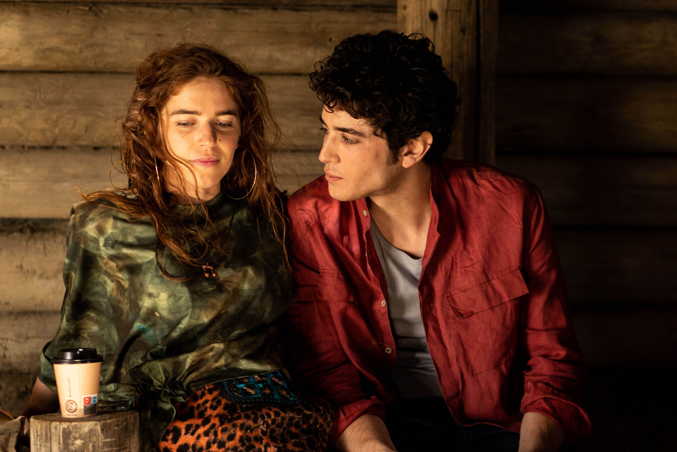 Valentina Romani e Nicolas Maupas in Mare Fuori 3x03 - foto dal set [credit: foto di Sabrina Cirillo; courtesy of Rai Fiction]