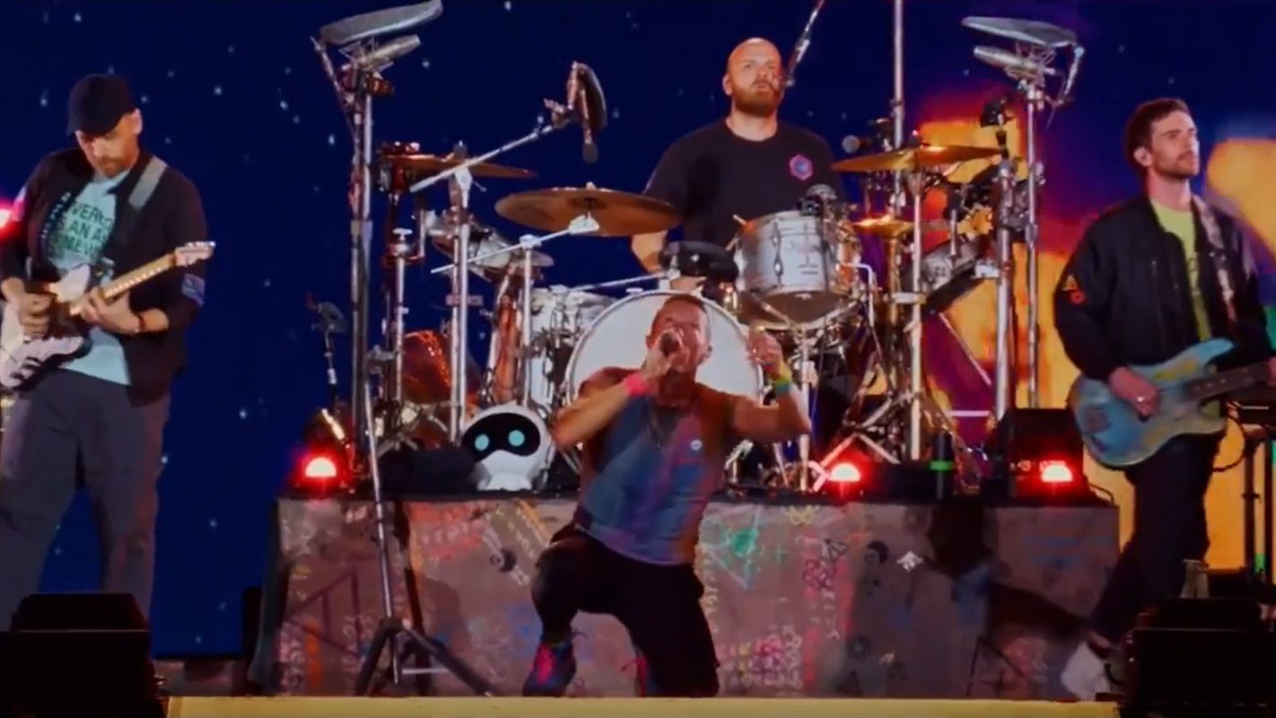 Clip Paradise dal film Coldplay - Music Of The Spheres: Live At River Plate