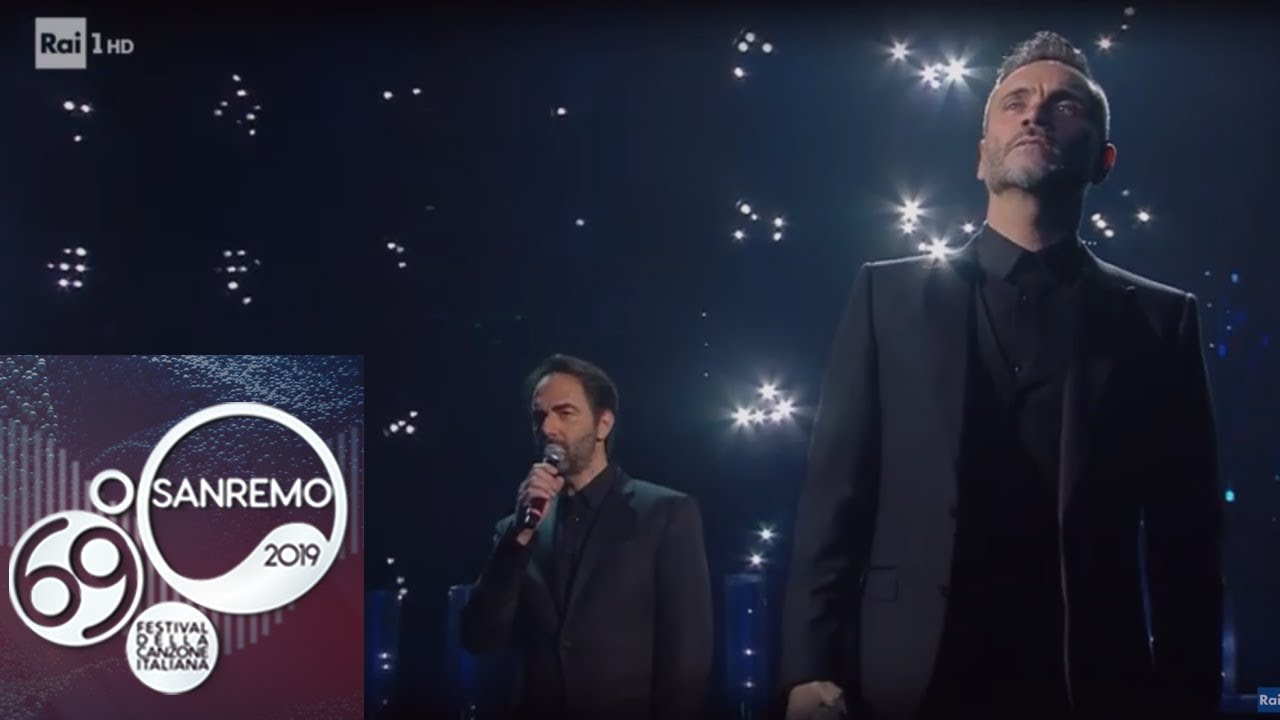 Sanremo 2019, Nek e Neri Marcoré cantano 'Mi farò trovare pronto'