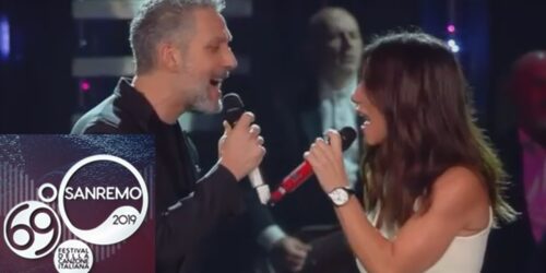 Sanremo 2019, Paola Turci e Giuseppe Fiorello cantano 'L'ultimo ostacolo'