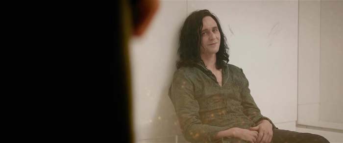 Clip Thor chiede aiuto a Loki - Thor: The Dark World