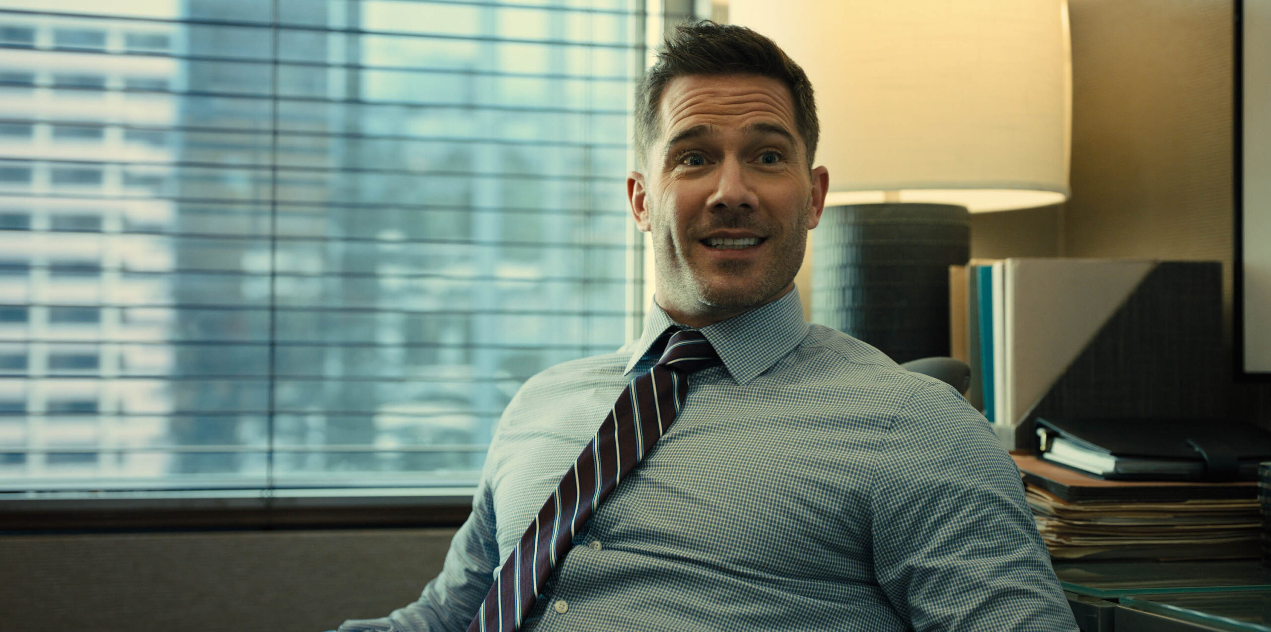 Luke Macfarlane in Platonic 1x04 [tag: Luke Macfarlane] [credit: Paul Sarkis; courtesy of Apple]