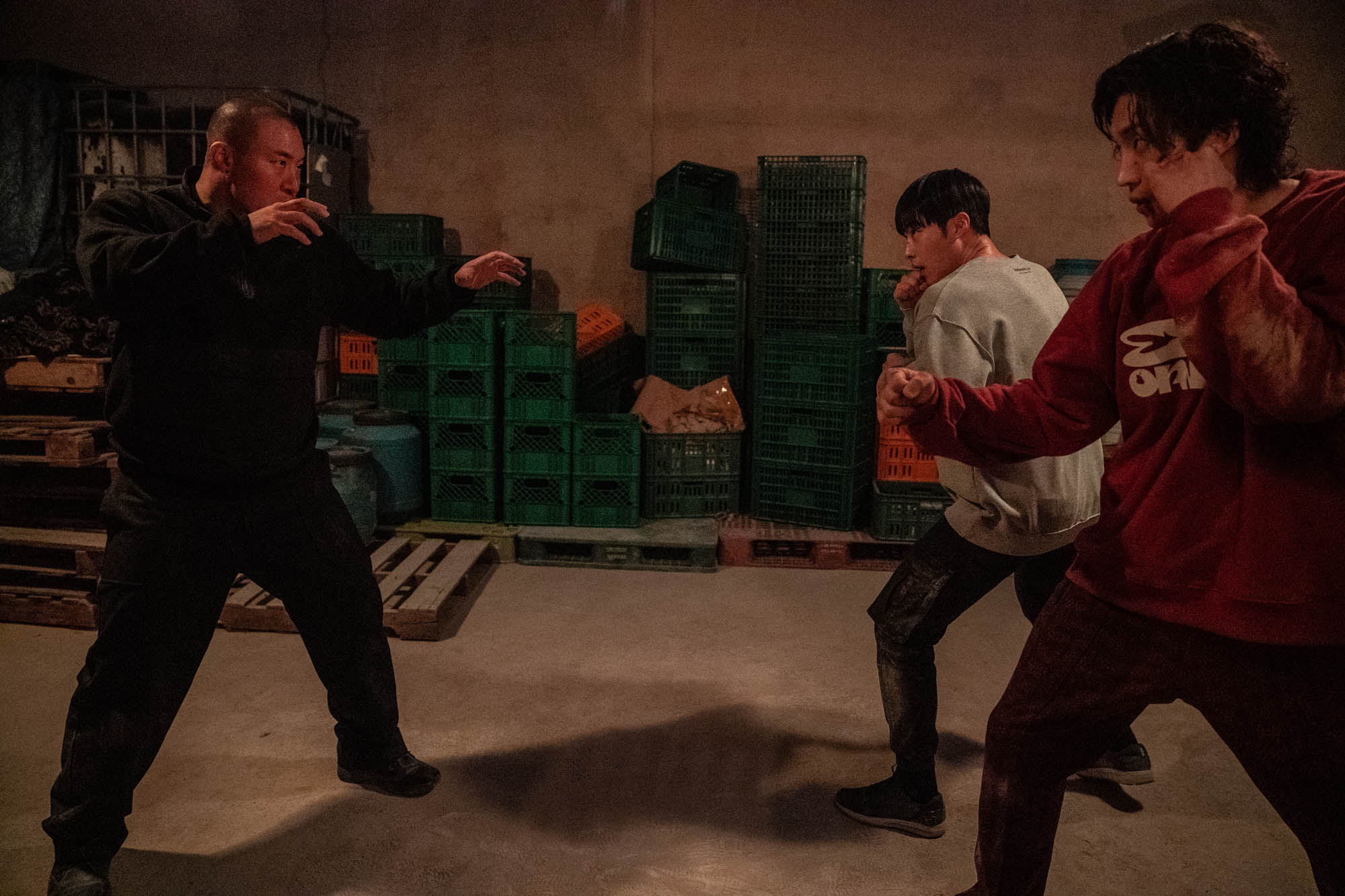(S-D) Woo Do-Hwan come Kim Gun-woo, Lee Sang-Yi come Hong Woo-jin in Bloodhounds 1x04 [tag: Woo Do-Hwan, Lee Sang-Yi] [credit: Soyun Jeon, Seowoo Jung/Netflix; Copyright 2023 Netflix Inc, courtesy of Netflix]