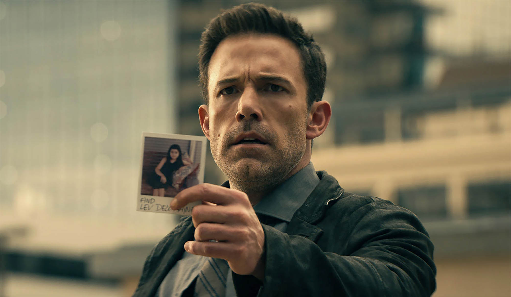 Ben Affleck nel film Hypnotic di Robert Rodriguez [tag: Ben Affleck] [credit: Copyright 2023 Hypnotic Film Holdings LLC; courtesy of Leone Film Group/01 Distribution]