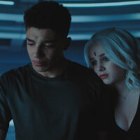 Jay Lycurgo, Teagan Croft in Titans 4×10