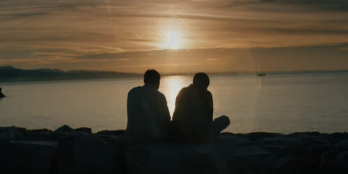 Noi anni luce, trailer film di Tiziano Russo