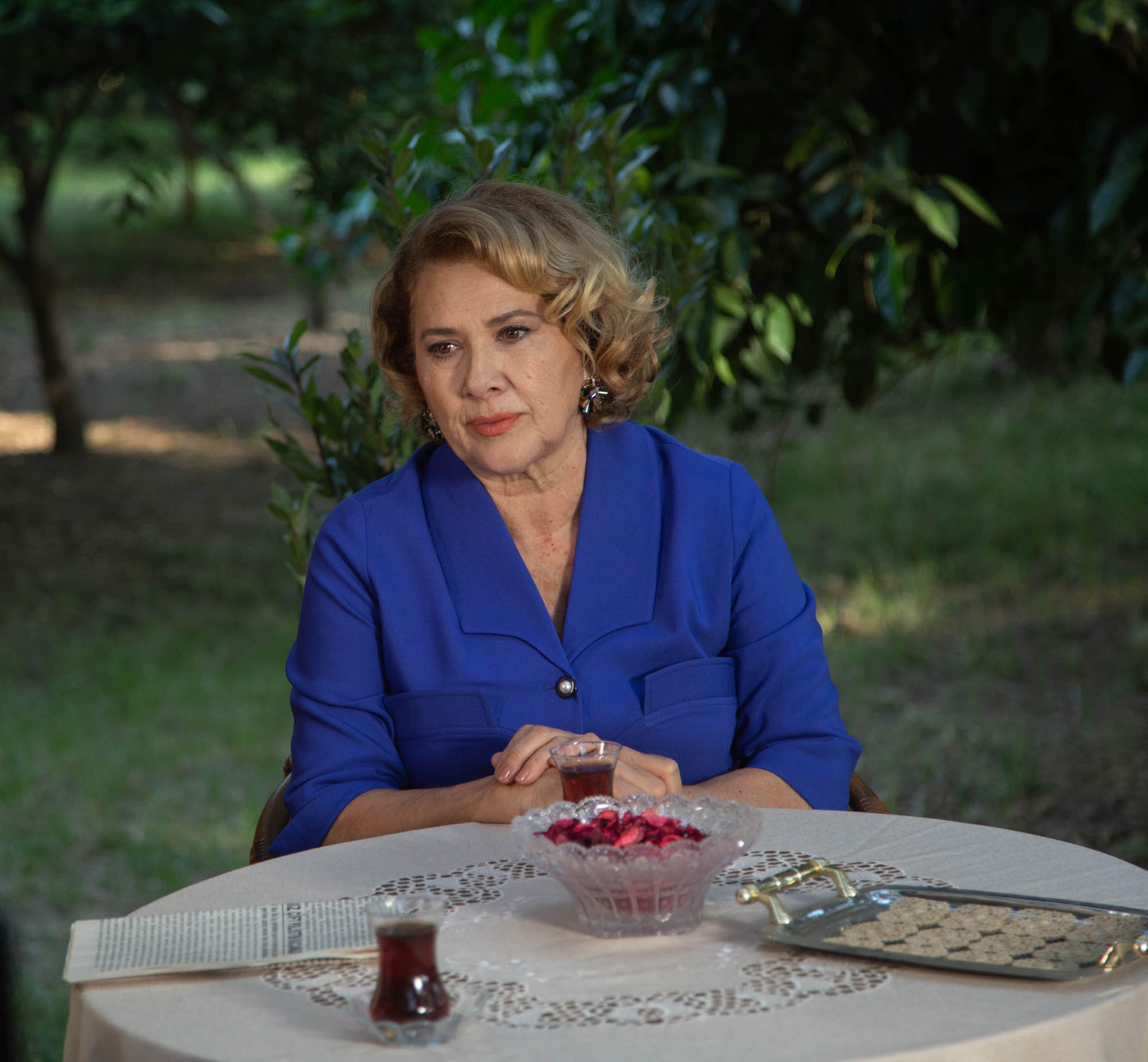 Hülya Darcan (Lütfiye Duman) in Terra Amara 3 (20 novembre 2023 su Canale 5) [credit: Toprak Ruzgar; courtesy of Mediaset]