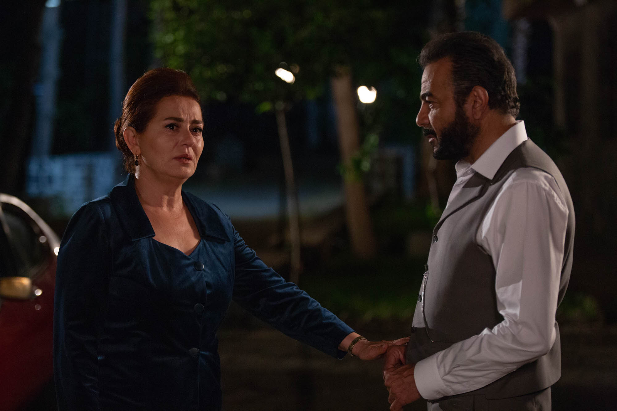 Nazal Kesal (Sevda Çaglayan), Kerem Alisik (Fekeli) in Terra Amara 3 (26 novembre 2023 su Canale 5) [credit: Toprak Ruzgar; courtesy of Mediaset]